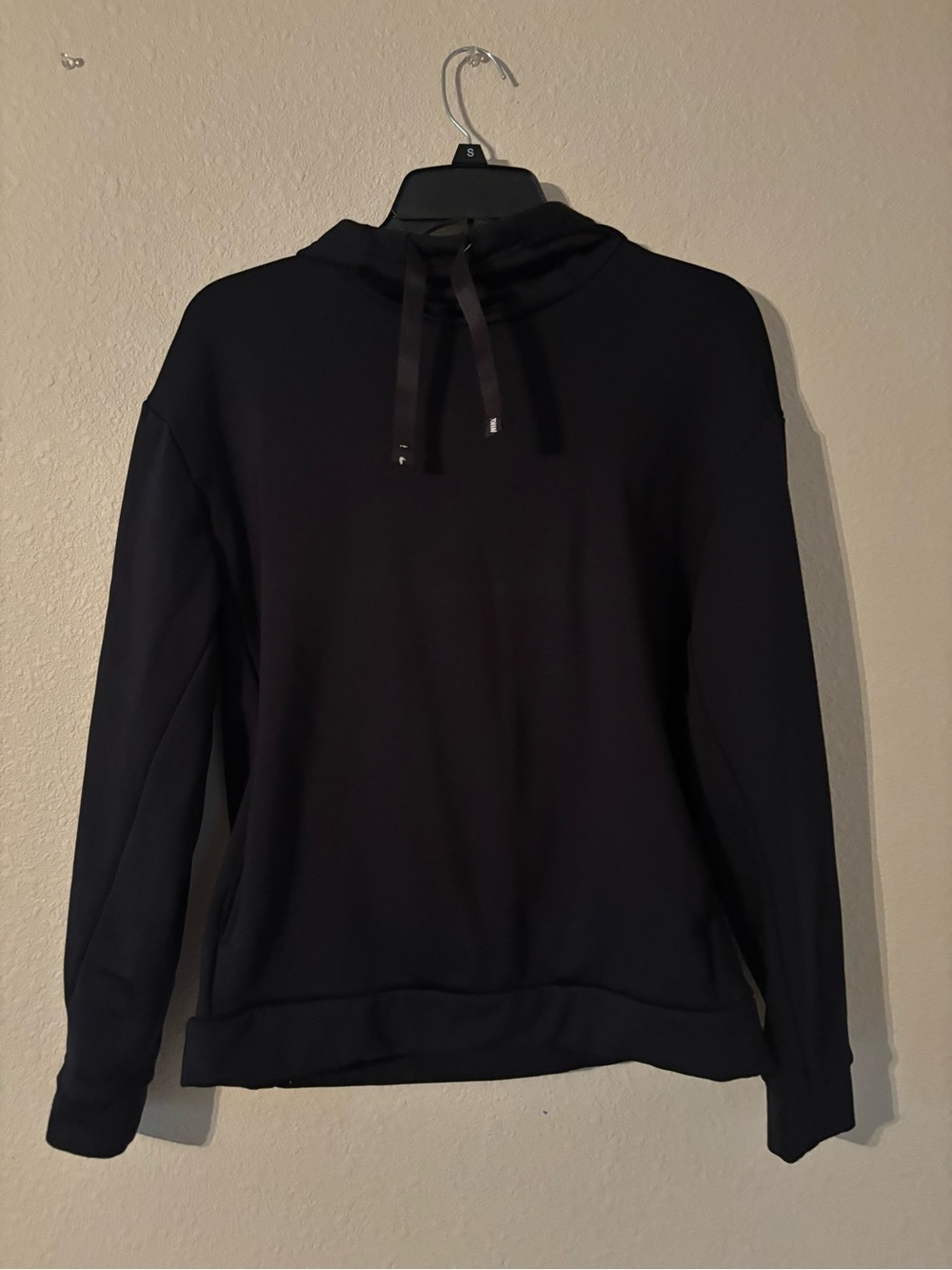 Nike Black Pullover Hoodie Sweatshirt